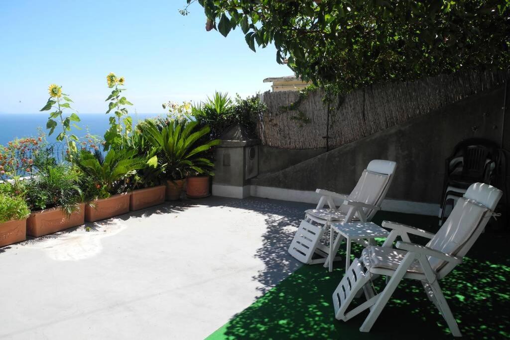 Blumavy Villa Praiano Exteriör bild